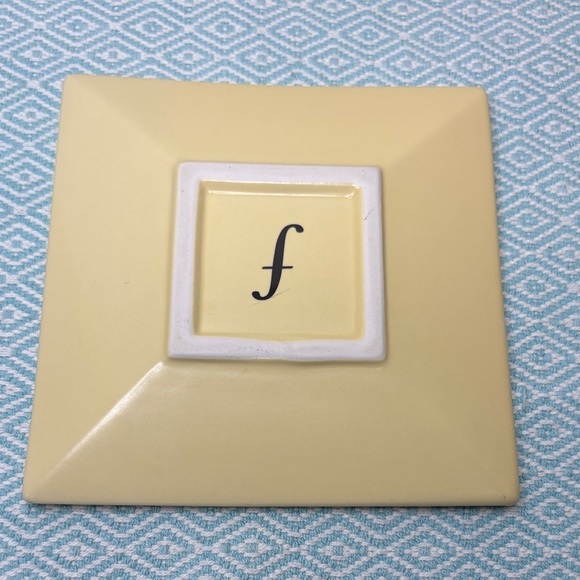 Tea Forte Yellow 6 Inch Square Plates - Picture 2 of 6
